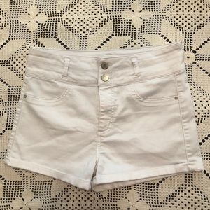 🌞White High Rise Shorts